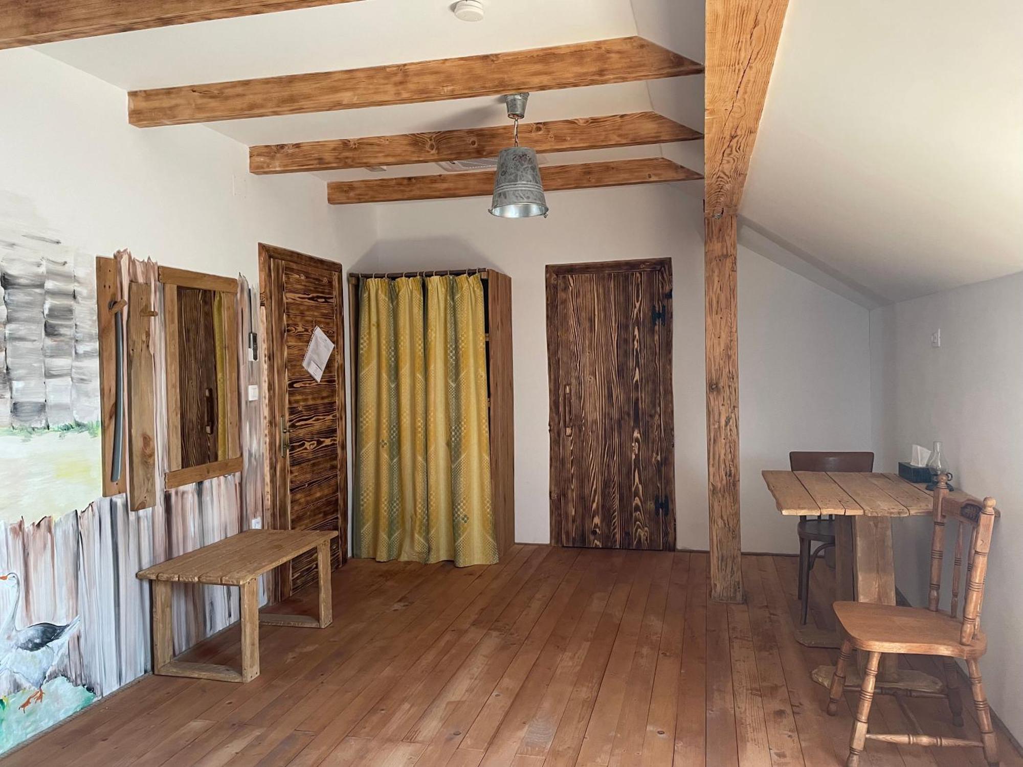 Vamis Hotel Gornji Petrovci Quarto foto